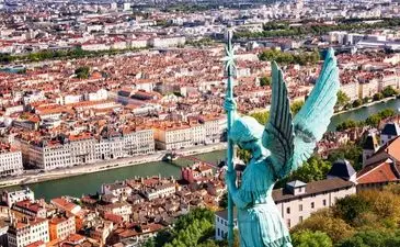 Le avventure francesi stanno sbocciando! Iniziate a pianificare i vostri viaggi primaverili oggi stesso