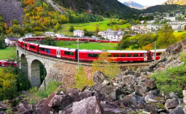 Sono arrivati i treni panoramici svizzeri
