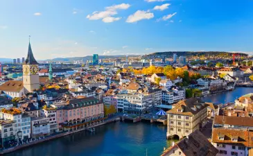 Descubre las joyas lacustres de Suiza vía París